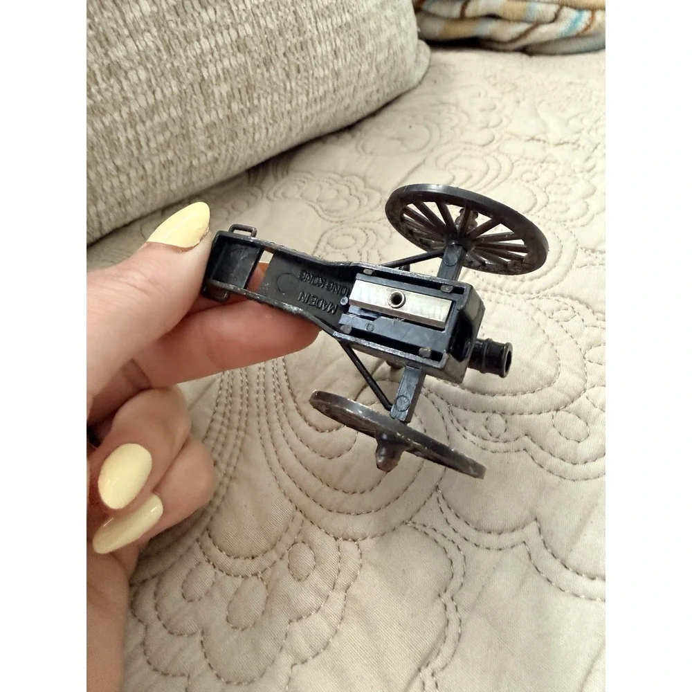 Vintage Diecast Metal Pencil Sharpener Cannon